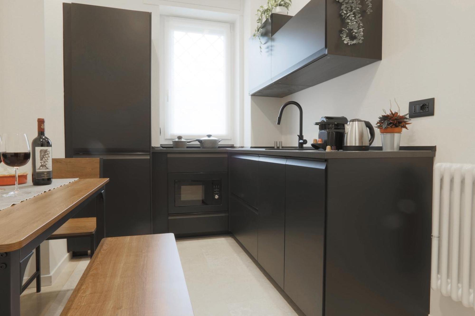 New Modern Flat 10 Minutes Walk From Central Station Milan Bagian luar foto