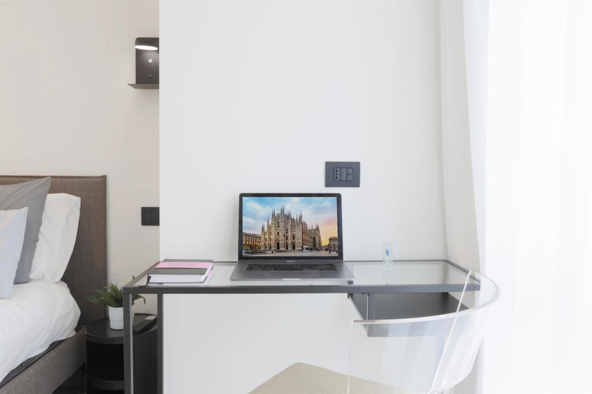 New Modern Flat 10 Minutes Walk From Central Station Milan Bagian luar foto