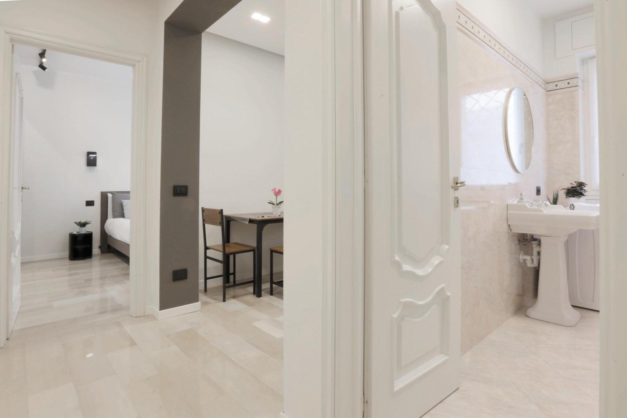 New Modern Flat 10 Minutes Walk From Central Station Milan Bagian luar foto